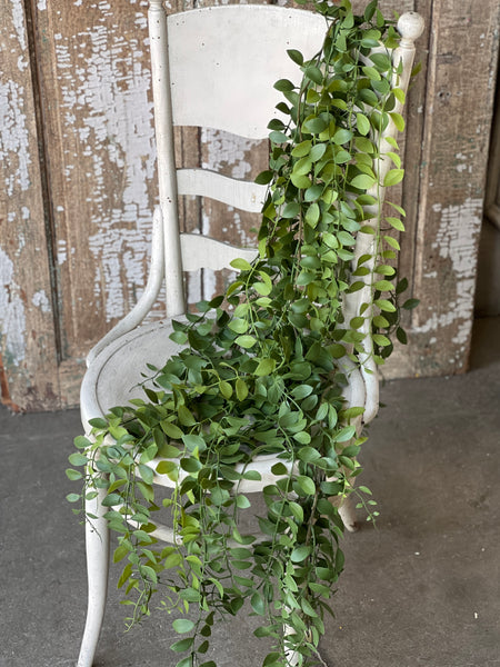 Greenveil Weeping Garland | 69" | Button | NOT CURRENTLY IN STOCK - ETA December