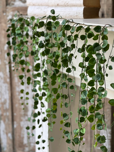 Greenveil Weeping Garland | 69" | Heart | NOT CURRENTLY IN STOCK - ETA December