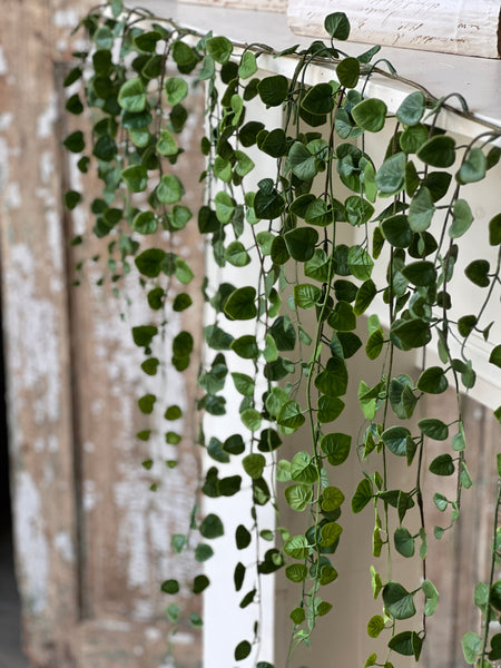 Greenveil Weeping Garland | 69" | Heart | NOT CURRENTLY IN STOCK - ETA December