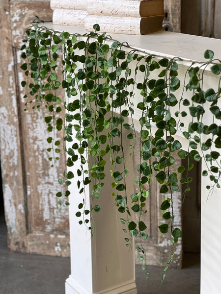 Greenveil Weeping Garland | 69" | Heart | NOT CURRENTLY IN STOCK - ETA December