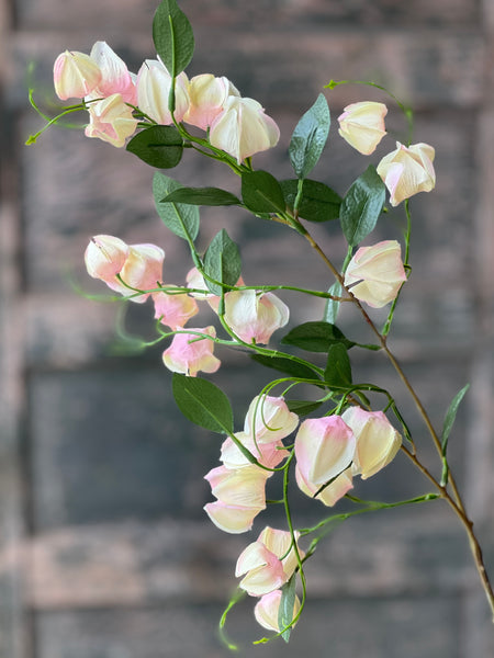 Clutch Flower | 31" | Flush | NOT CURRENTLY IN STOCK-New For Spring 2026!