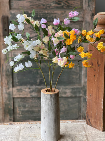 Clutch Flower | 31" | Cream