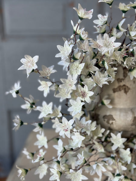 Villa Blooms Candle Ring | 17" | NOT CURRENTLY IN STOCK-New For Spring 2027!