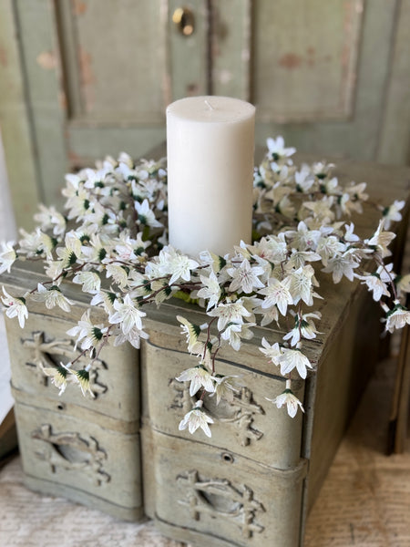 Villa Blooms Candle Ring | 12