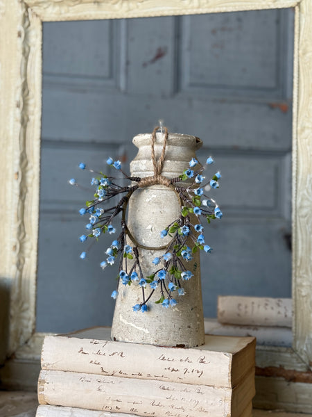 Bardot Buds Mini Hanging Wreath | 8