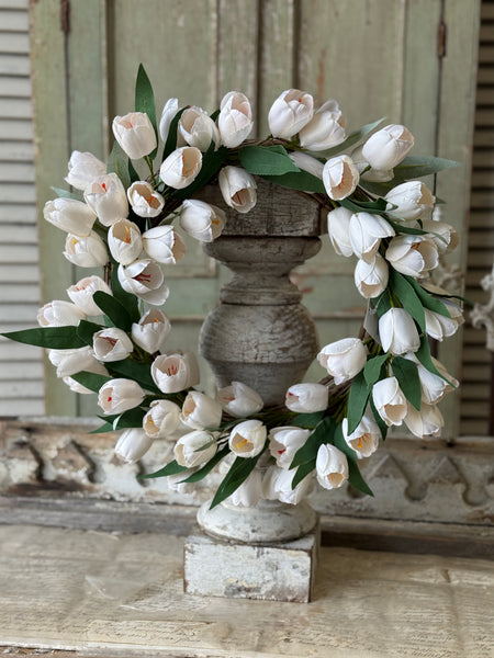 Chapel Tulips Wreath | 18" | NOT CURRENTLY IN STOCK-New For Spring 2027!
