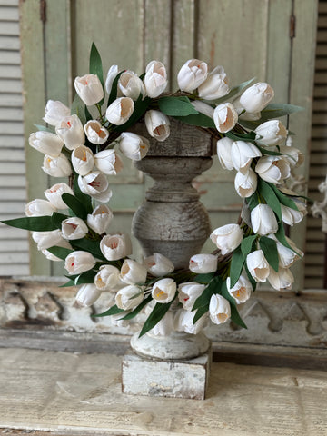 Chapel Tulips Wreath | 18" | NOT CURRENTLY IN STOCK-New For Spring 2027!