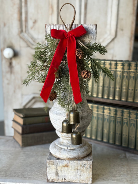 Merry Melody Hanging | 15" | NOT CURRENTLY IN STOCK-New For Holiday 2026!