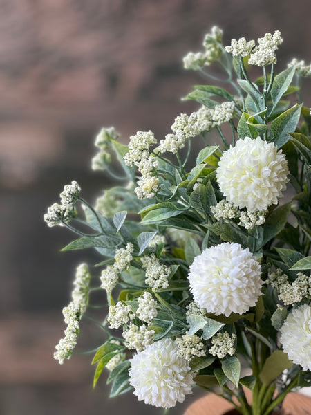Wicklow Blooms Bush | 17" | Cream | NOT CURRENTLY IN STOCK - Spring 2026
