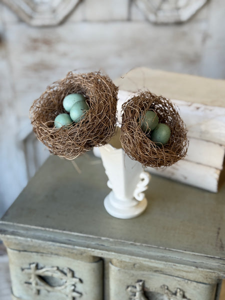 Humble Hide Away Nest Pick | 17" | NOT CURRENTLY IN STOCK-New For Spring 2027!