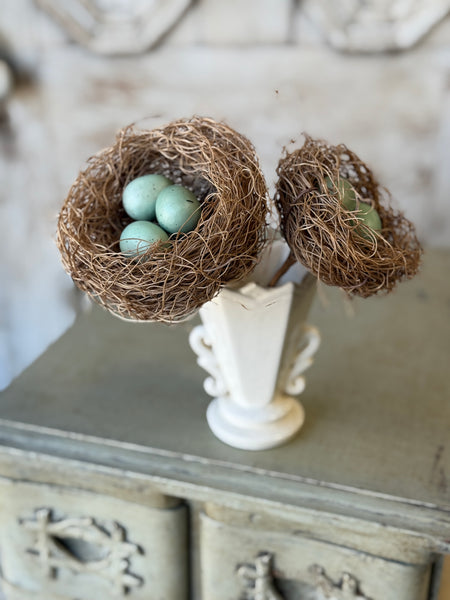 Humble Hide Away Nest Pick | 17" | NOT CURRENTLY IN STOCK-New For Spring 2027!