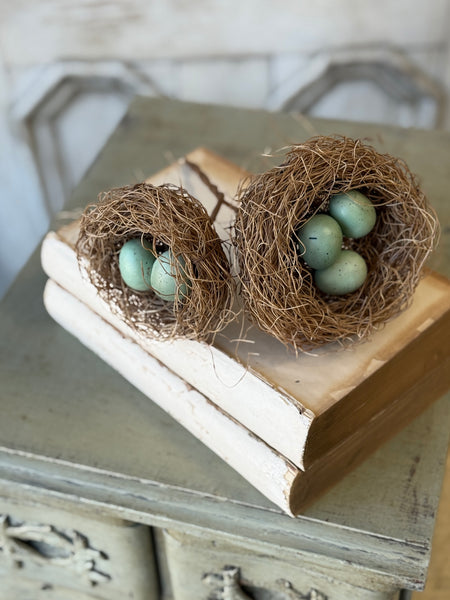 Humble Hide Away Nest Pick | 17" | NOT CURRENTLY IN STOCK-New For Spring 2027!