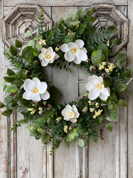 Astaire Magnolia Wreath | 24" | NOT CURRENTLY IN STOCK - ETA December