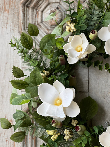 Astaire Magnolia Wreath | 24" | NOT CURRENTLY IN STOCK - ETA December