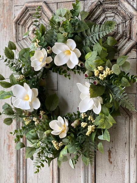 Astaire Magnolia Wreath | 24" | NOT CURRENTLY IN STOCK - ETA December