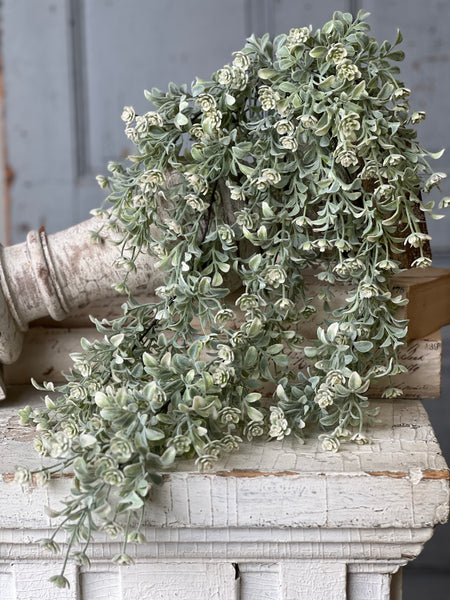 Miramar Buds Hanging | 28" | NOT CURRENTLY IN STOCK-New For Spring 2026!