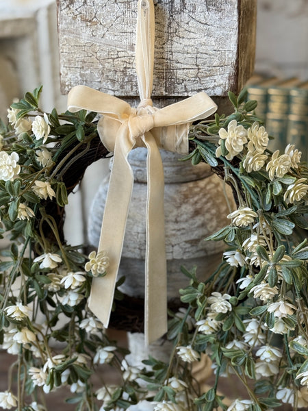Alabaster Buds Hanging Wreath | 14" | NOT CURRENTLY IN STOCK-New For Spring 2027!