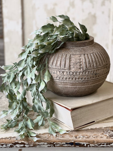 Motif Vessel | 10" x 8"