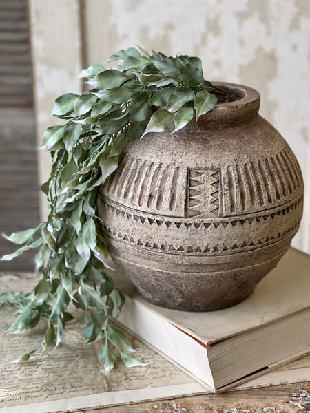 Motif Vessel | 11" x 11"