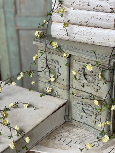 Quince Blooms Garland | 6' | Cream | NOT CURRENTLY IN STOCK-New For Spring 2026!
