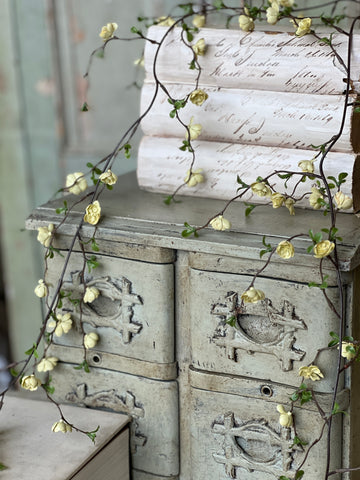 Quince Blooms Garland | 6' | Cream | NOT CURRENTLY IN STOCK-New For Spring 2026!