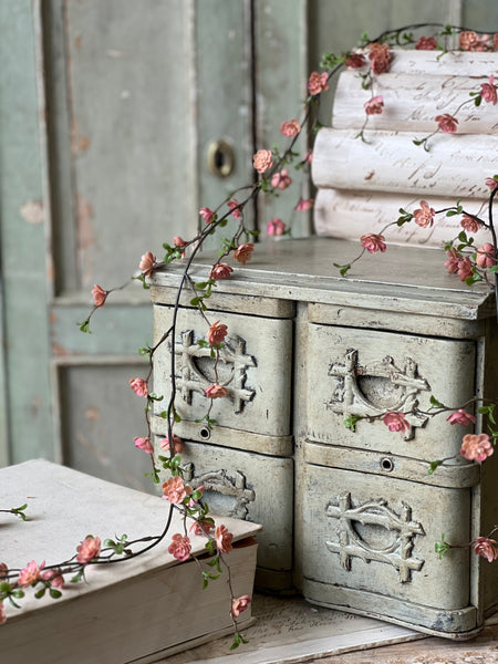 Quince Blooms Garland | 6' | NOT CURRENTLY IN STOCK - Spring 2026