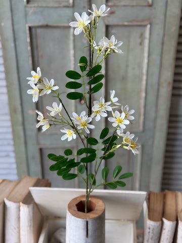 Artemis Spray | 33" | White | NOT CURRENTLY IN STOCK-New For Spring 2027!
