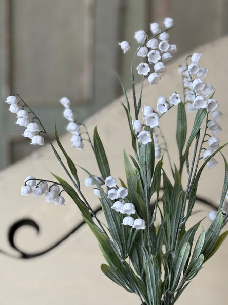 May Lily Bush | 17" | White | NOT CURRENTLY IN STOCK-New For Spring 2027!