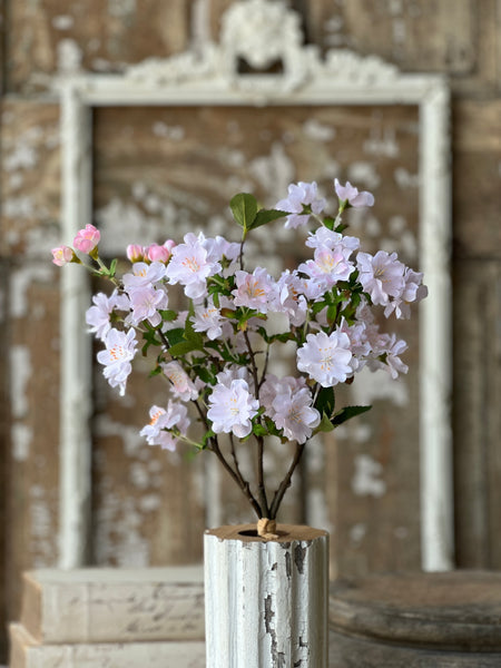 Chilton Blooms | 16" | Blush | NOT CURRENTLY IN STOCK-New For Spring 2026!