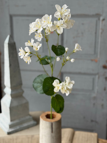 Prim & Proper Petal Spray | 34" | Cloud | NOT CURRENTLY IN STOCK-New For Spring 2027!