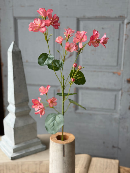 Prim & Proper Petal Spray | 34" | Flirt | NOT CURRENTLY IN STOCK-New For Spring 2027!