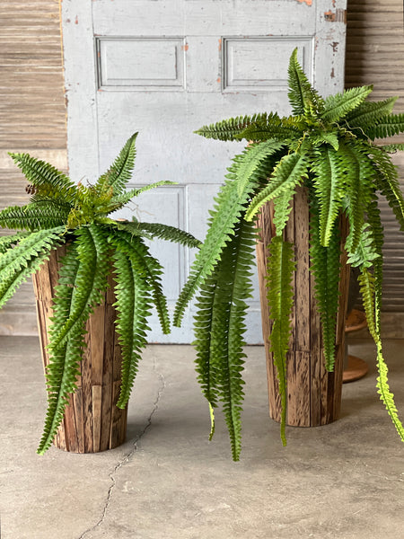 Puzzlewood Planter | 24"