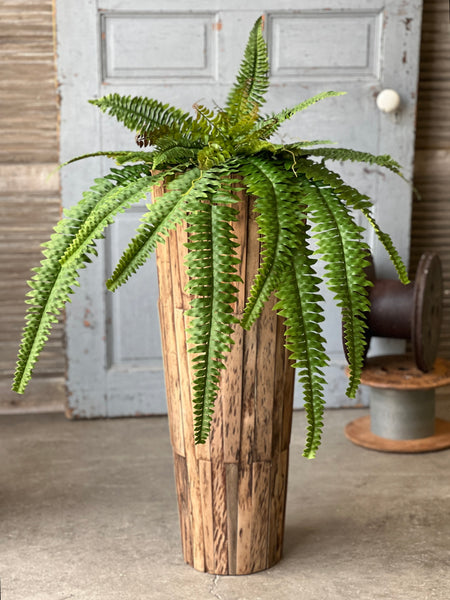 Puzzlewood Planter | 32.5"