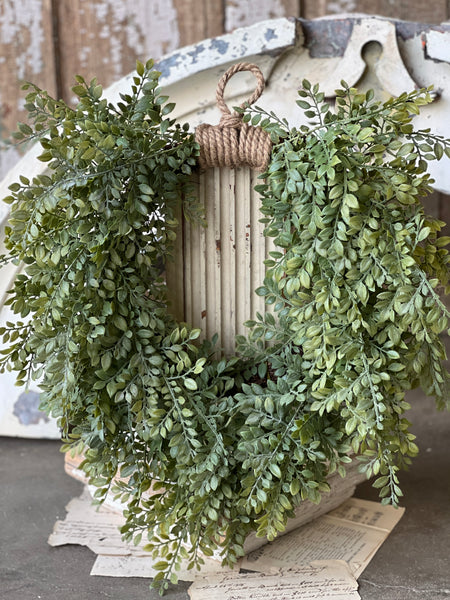 Parterre Leaves Hanging Wreath | 24" | NOT CURRENTLY IN STOCK - ETA December