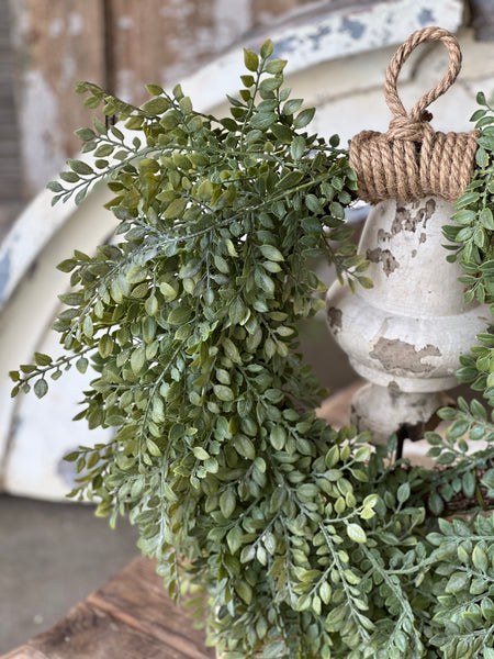 Parterre Leaves Hanging Wreath | 24" | NOT CURRENTLY IN STOCK - ETA December
