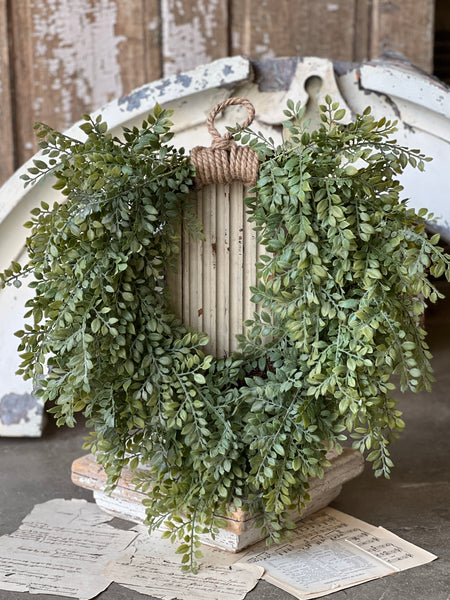 Parterre Leaves Hanging Wreath | 24" | NOT CURRENTLY IN STOCK - ETA December