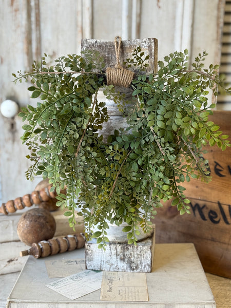 Kenwick Leaves Hanging Wreath | 12" | NOT CURRENTLY IN STOCK-New For Spring 2027!
