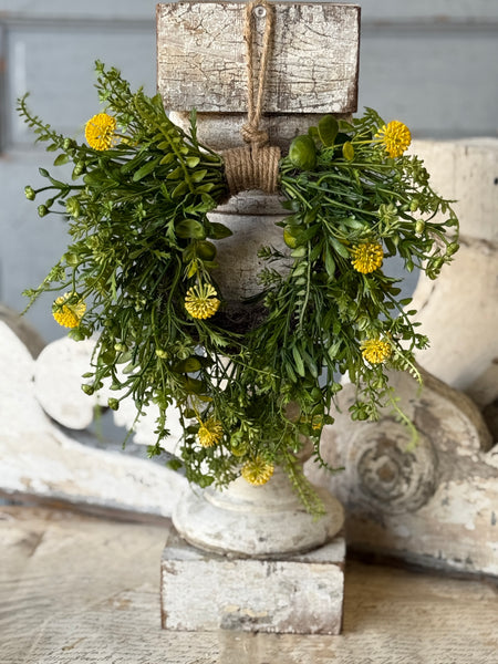 Wishing Well Hanging Wreath | 14" | Yellow | NOT CURRENTLY IN STOCK-New For Spring 2027!
