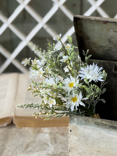 Sunday Best Blooms Bundle | 15" | NOT CURRENTLY IN STOCK-New For Spring 2027!