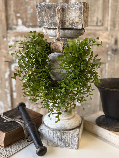Cambria Eucalyptus Hanging Wreath | 10" | NOT CURRENTLY IN STOCK-New For Spring 2027!