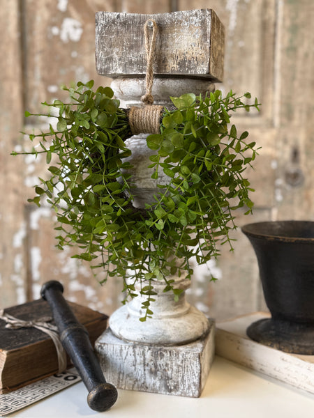 Cambria Eucalyptus Hanging Wreath | 10" | NOT CURRENTLY IN STOCK-New For Spring 2027!