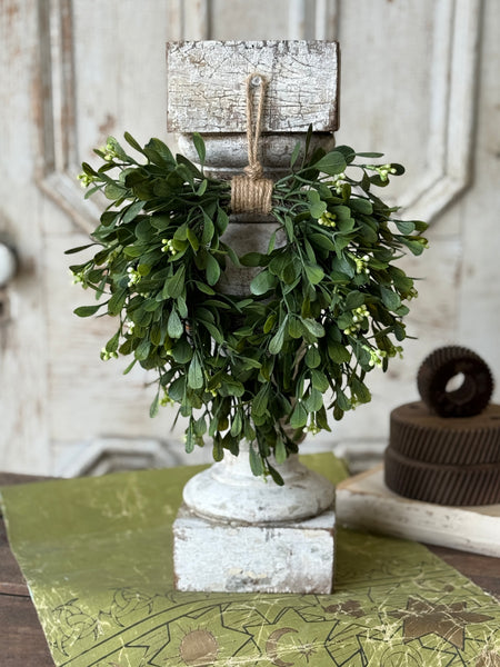 Connemara Greens Hanging Wreath | 12" | NOT CURRENTLY IN STOCK-New For Spring 2027!