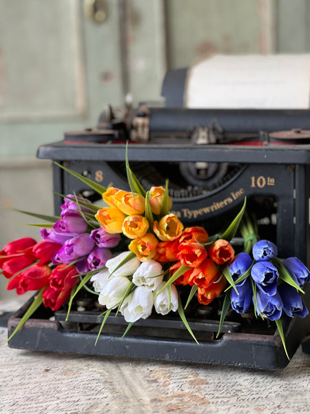 Teeny Tiny Tulips | 7" | Lilac