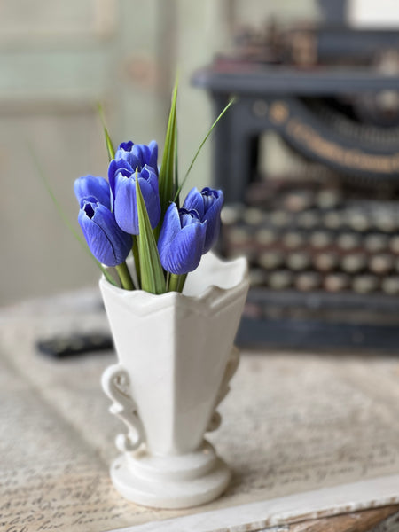 Teeny Tiny Tulips | 7" | Lapis