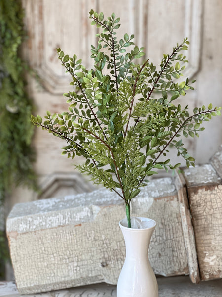 Traipsing Greens Spray | 28" | NOT CURRENTLY IN STOCK-New For Spring 2026!