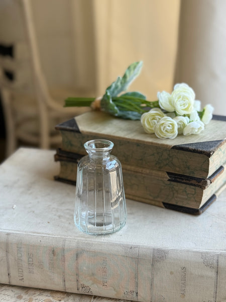 Callisto Vessel | 4.5" | No. 3 | NOT CURRENTLY IN STOCK-New For Spring 2027!