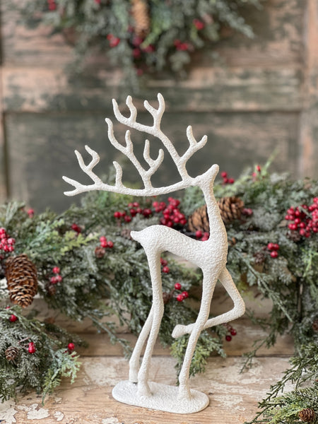 Illustrious Caribou | 16"