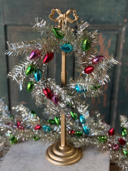 Bowties & Trimmings Wreath Holder | 17" | NOT CURRENTLY IN STOCK-New For Holiday 2026!