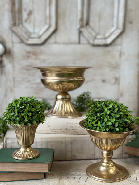 Imperial Urn | 3.75" | NOT CURRENTLY IN STOCK-New For Holiday 2026!