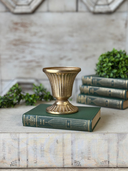 Imperial Urn | 3.75" | NOT CURRENTLY IN STOCK-New For Holiday 2026!